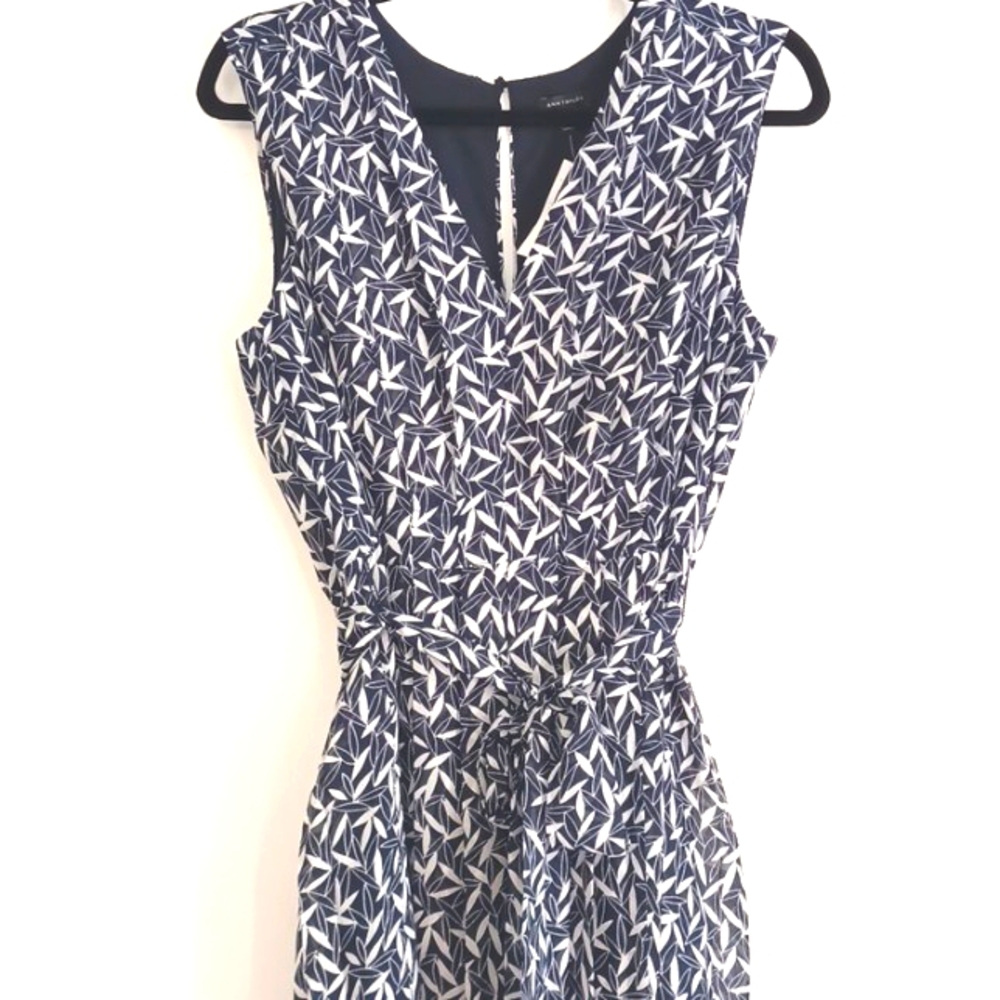 Ann Taylor "Fit & Flare" Navy/White Maxi Dress in Size 8 (NWT)